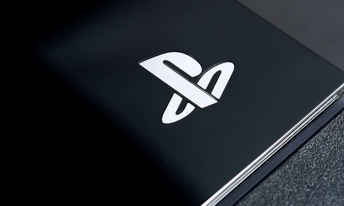 PlayStation logo, white on black